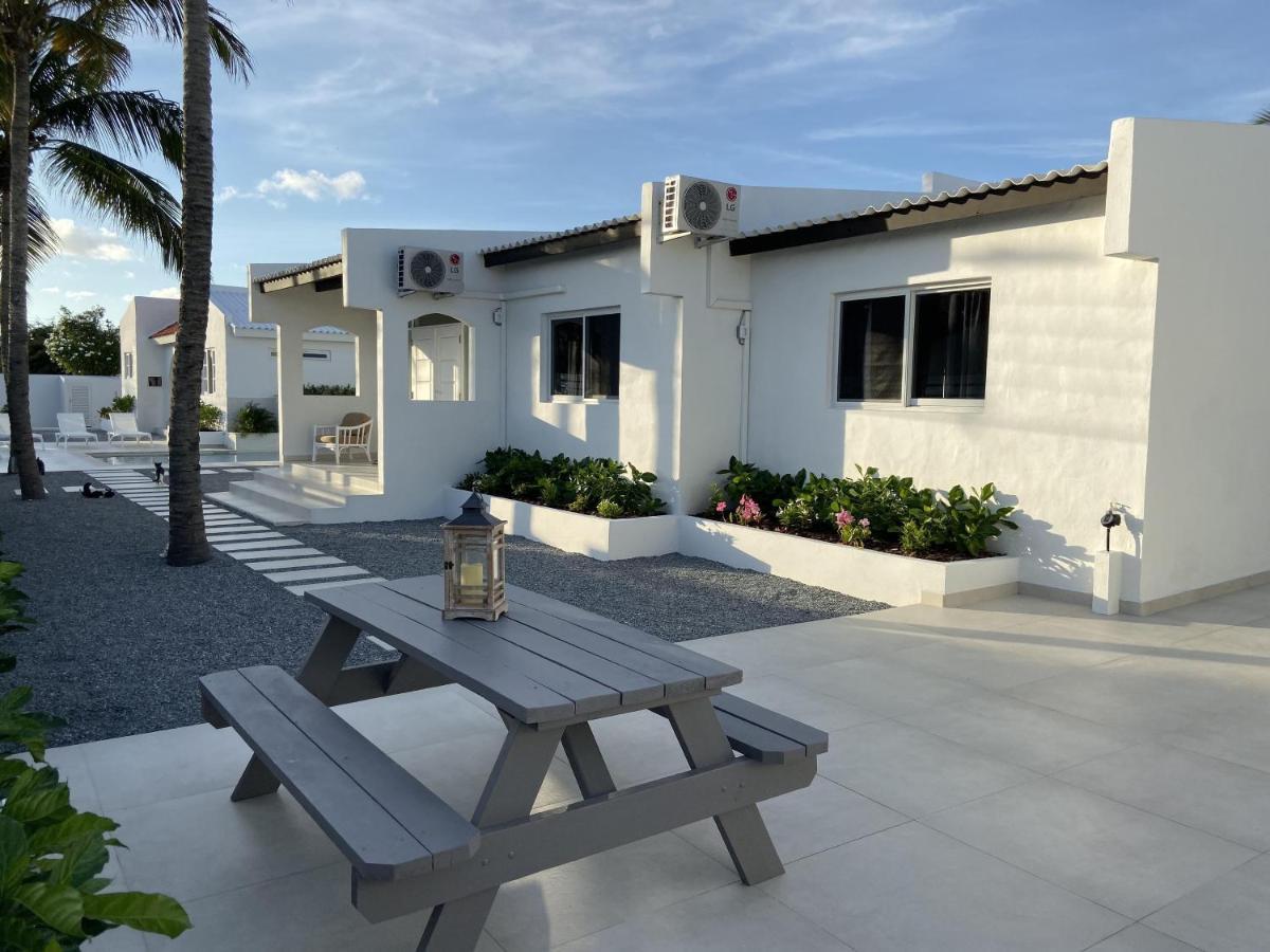 Movida Inn Aruba Palm Beach Zewnętrze zdjęcie